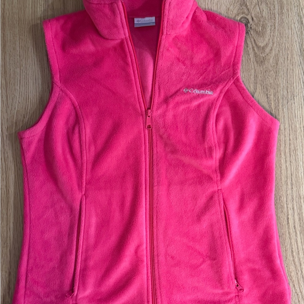 Columbia women’s Bright Pink Fleece Vest